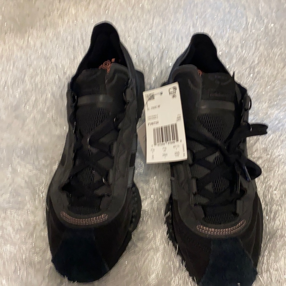 Adidas SL 7600w